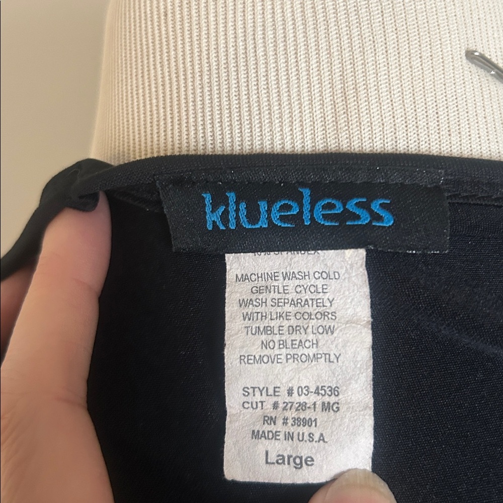 Vintage Y2K, 2000s klueless top black with flare sleeves made in the USA 🇺🇸 - Picture 5 of 5